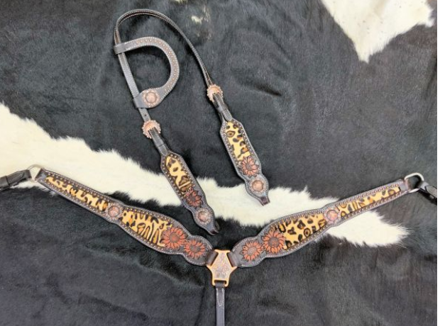 Showman Hair on Cheetah inlay One Ear headstall and breast collar set with barrel racer conchos